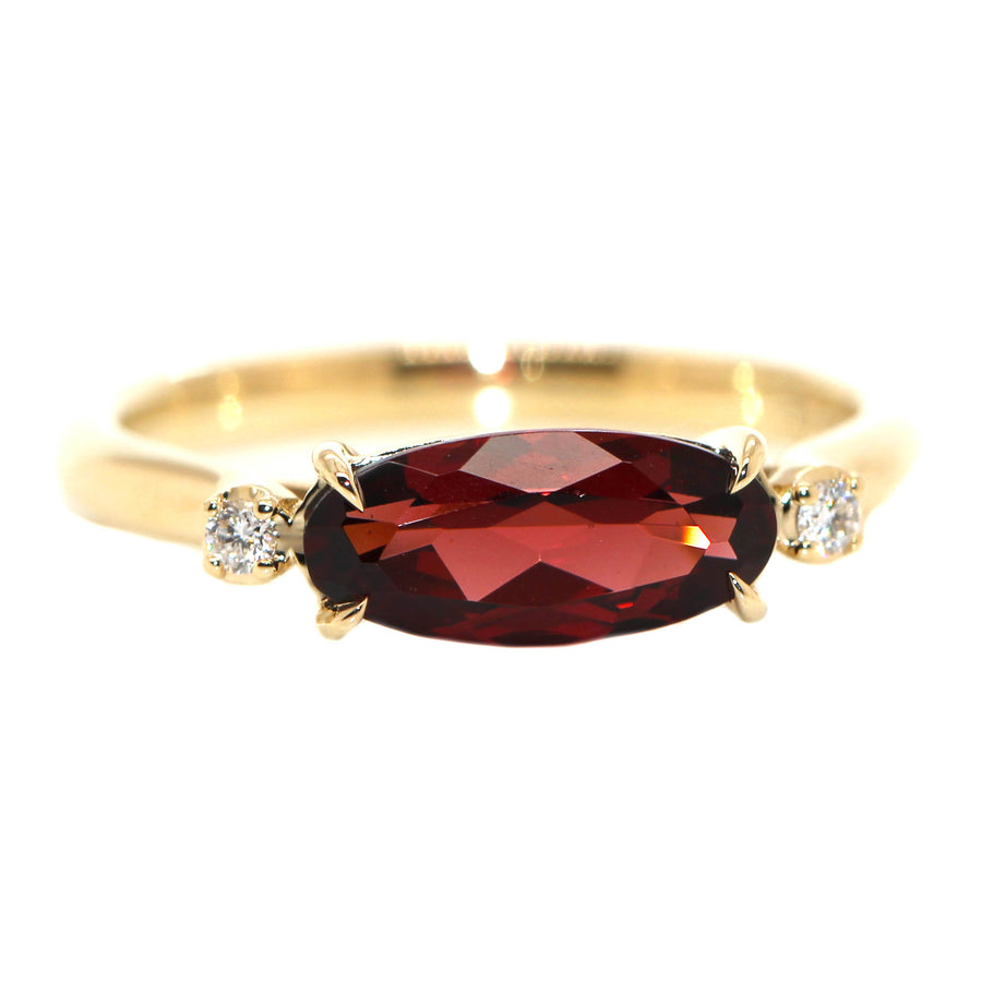 Oval Garnet, Diamond & Yellow Gold Dress Ring