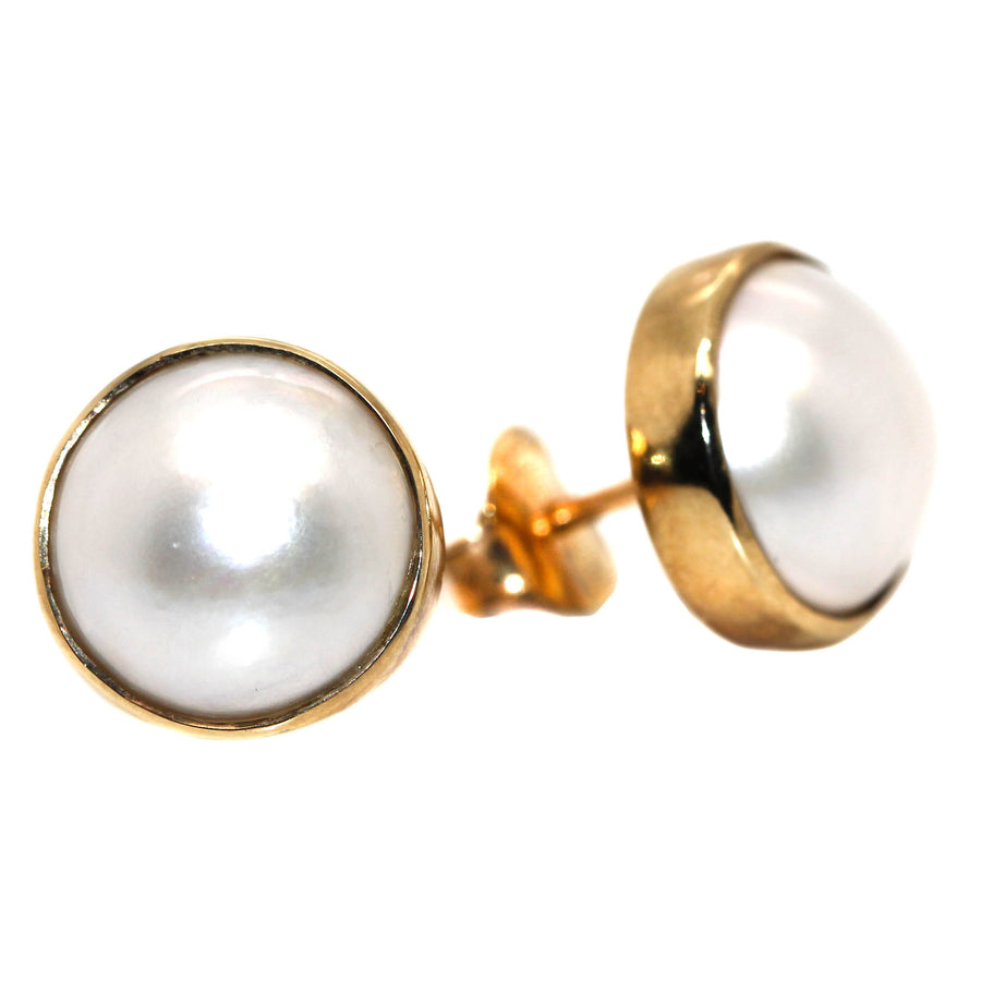 Mabe Pearl & Yellow Gold Studs