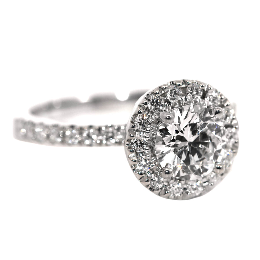 Lab grown Diamond Round Cut Halo Engagement Ring