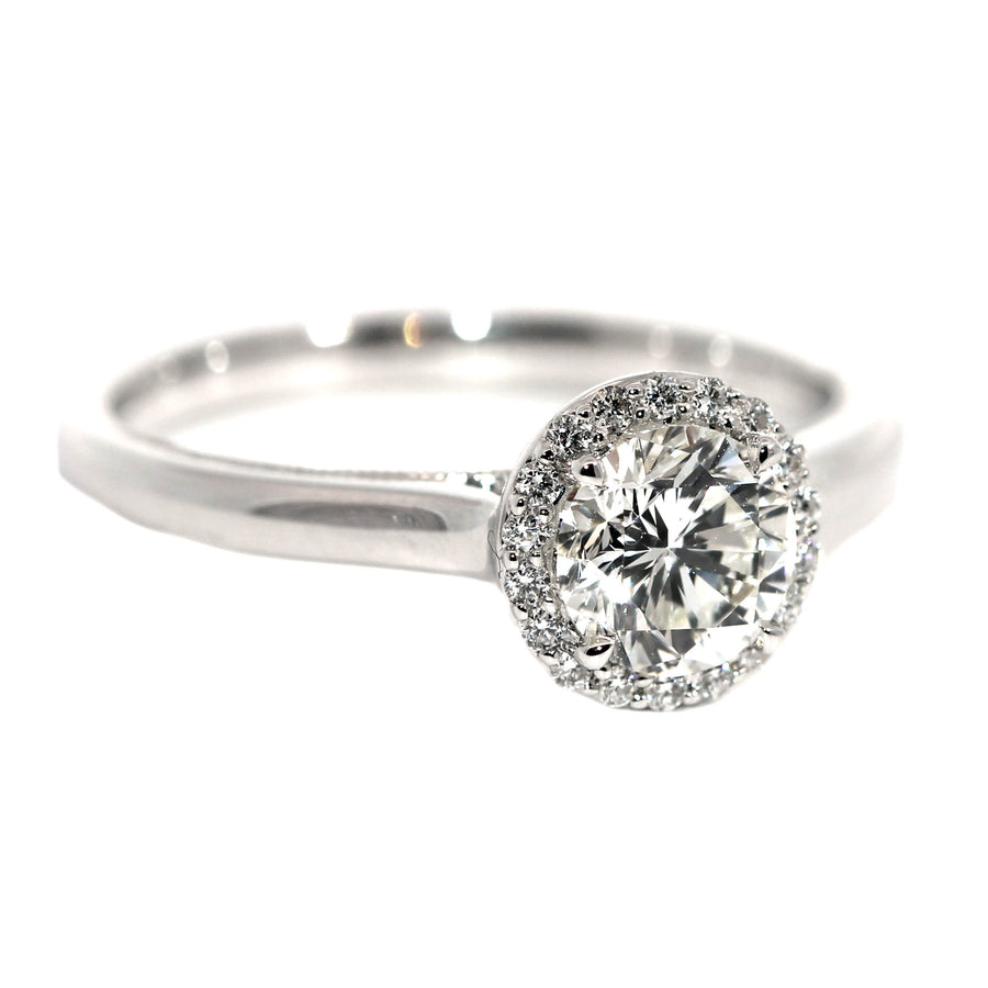 Round Cut Diamond & Halo Engagement Ring