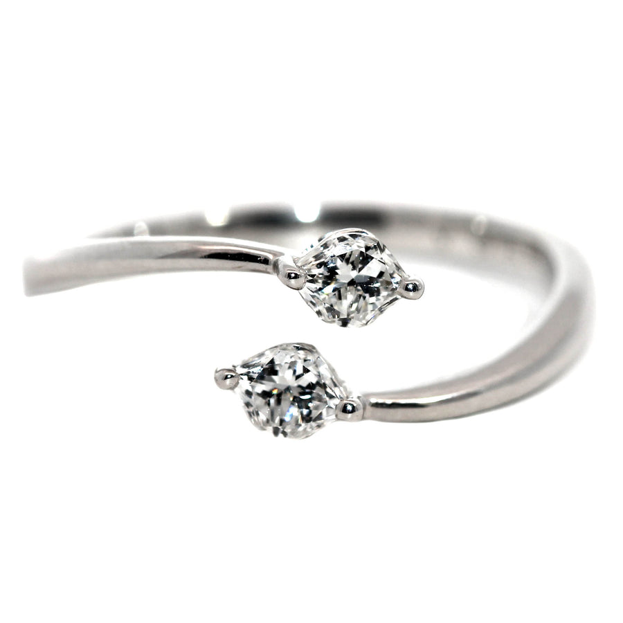 Crossover Diamond & white Gold Dress Ring