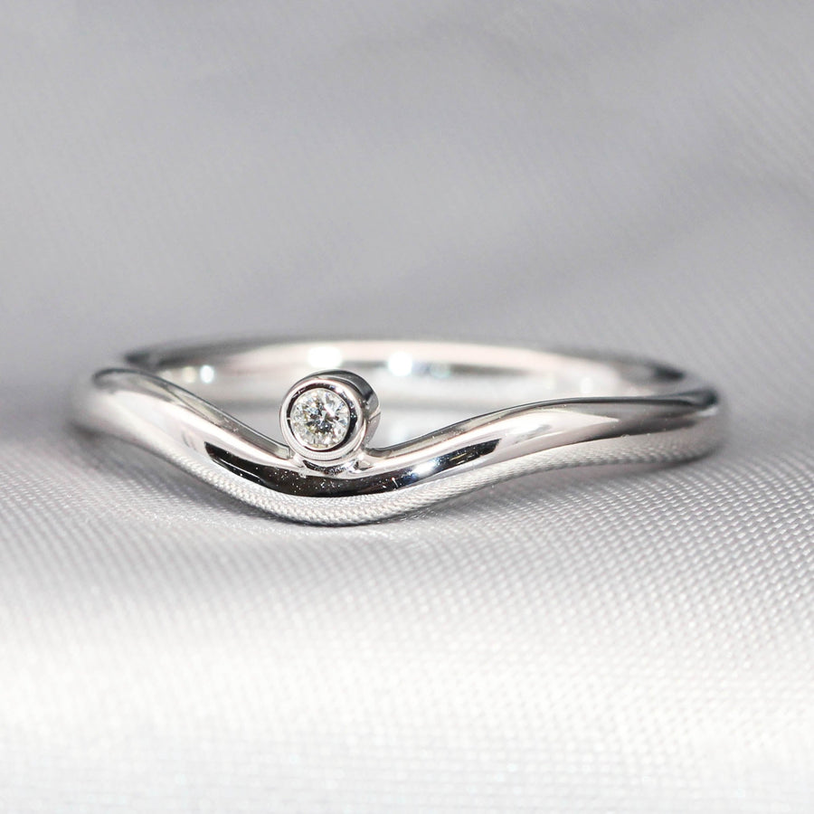 Diamond & White Gold Curved Band