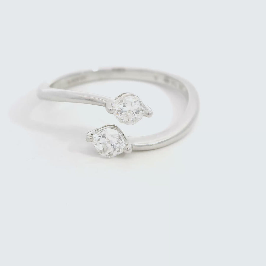 Crossover Diamond & white Gold Dress Ring