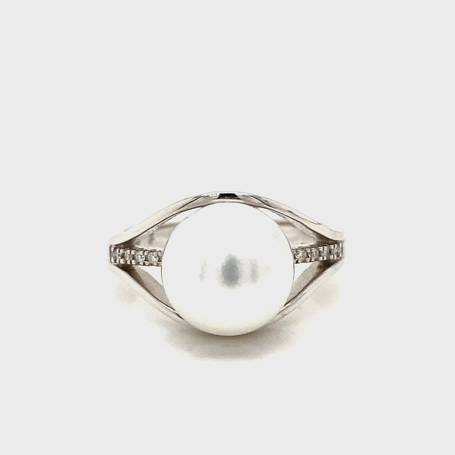 Split Shank South Sea Pearl & Diamond Dress Ring