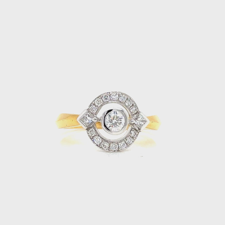 Diamond & Yellow Gold Dress Ring