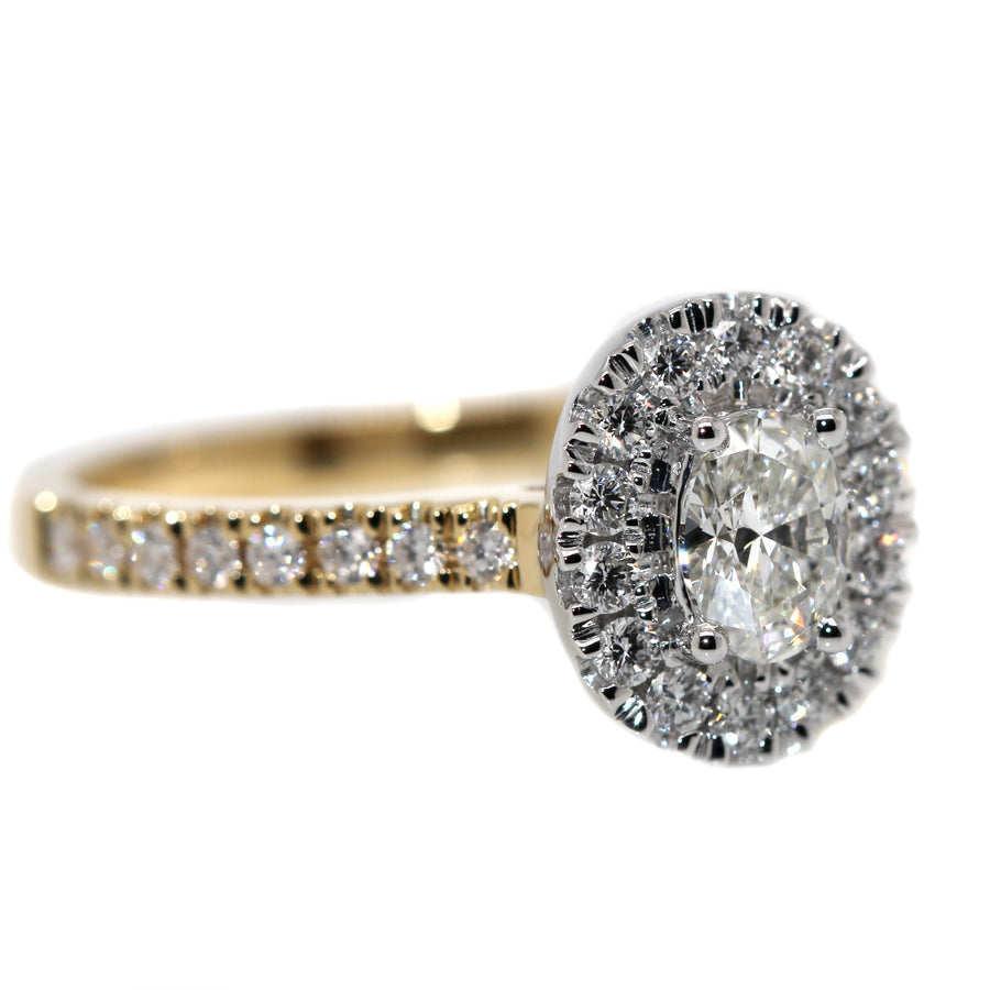 Oval Cut Diamond & Yellow Gold Engagement Ring