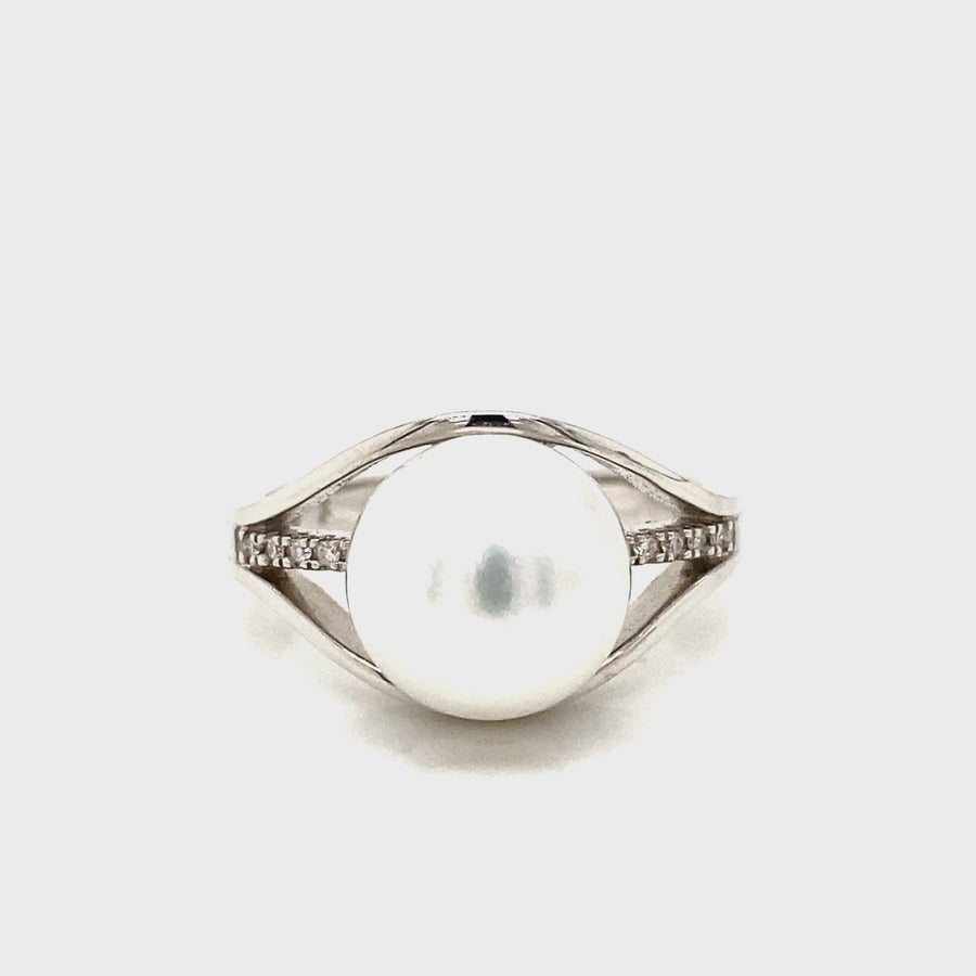 South Sea Pearl, Diamond & White Gold Split Ring